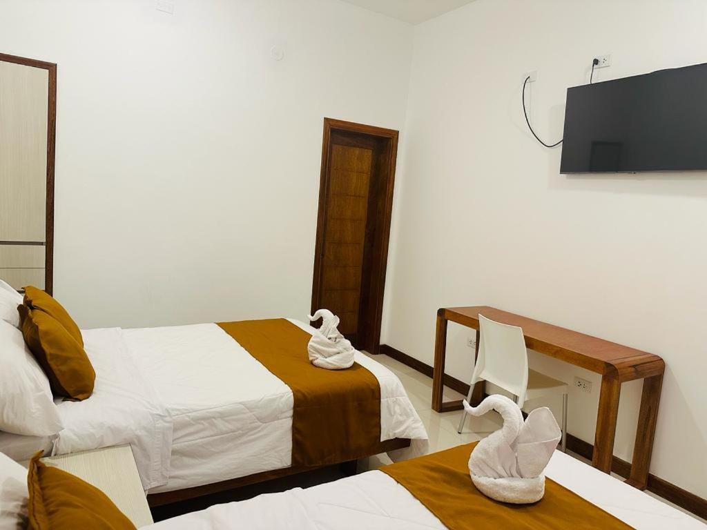 Hotel Overland Paracas Bagian luar foto